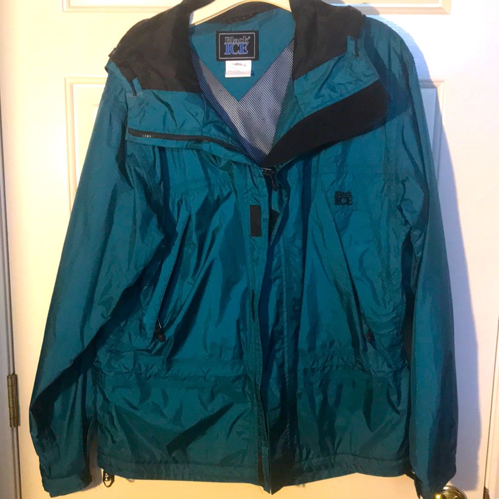 Black Ice Hooded Wind / Rain Coat M